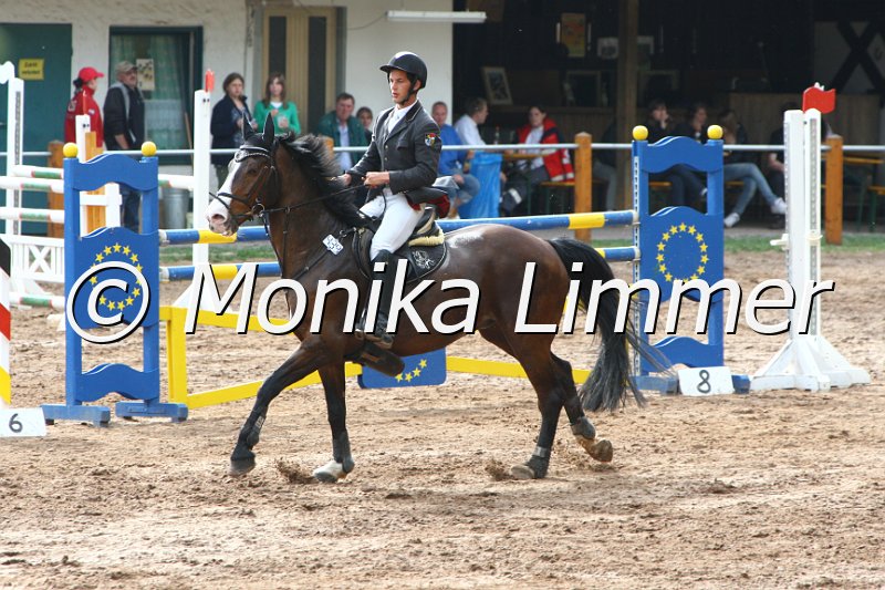 004M2476_Fuhur_Spring M x.JPG